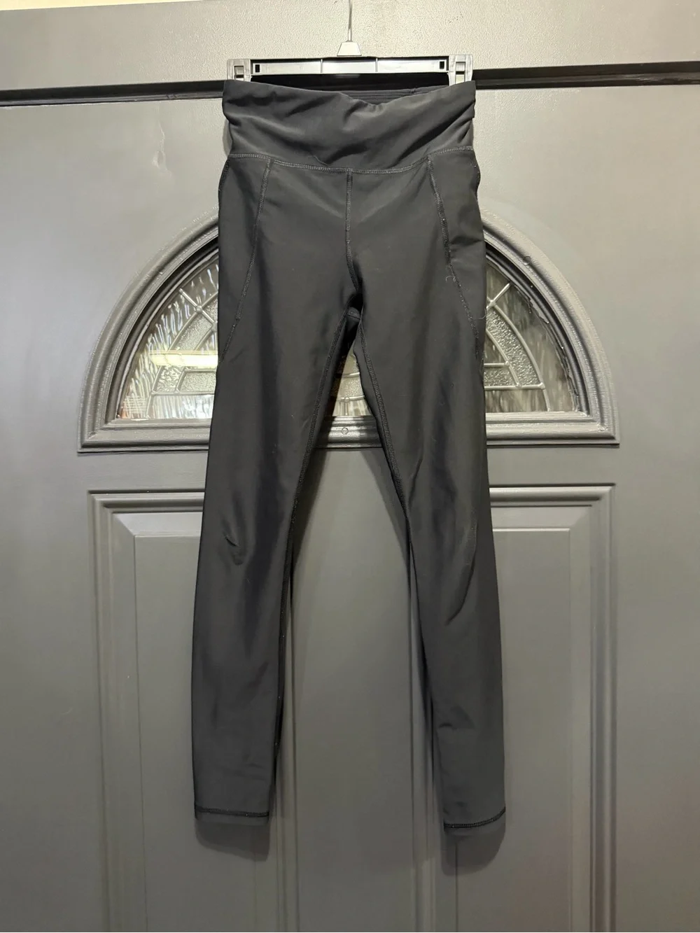 Old Navy High-Rise Black Active Leggings - girls